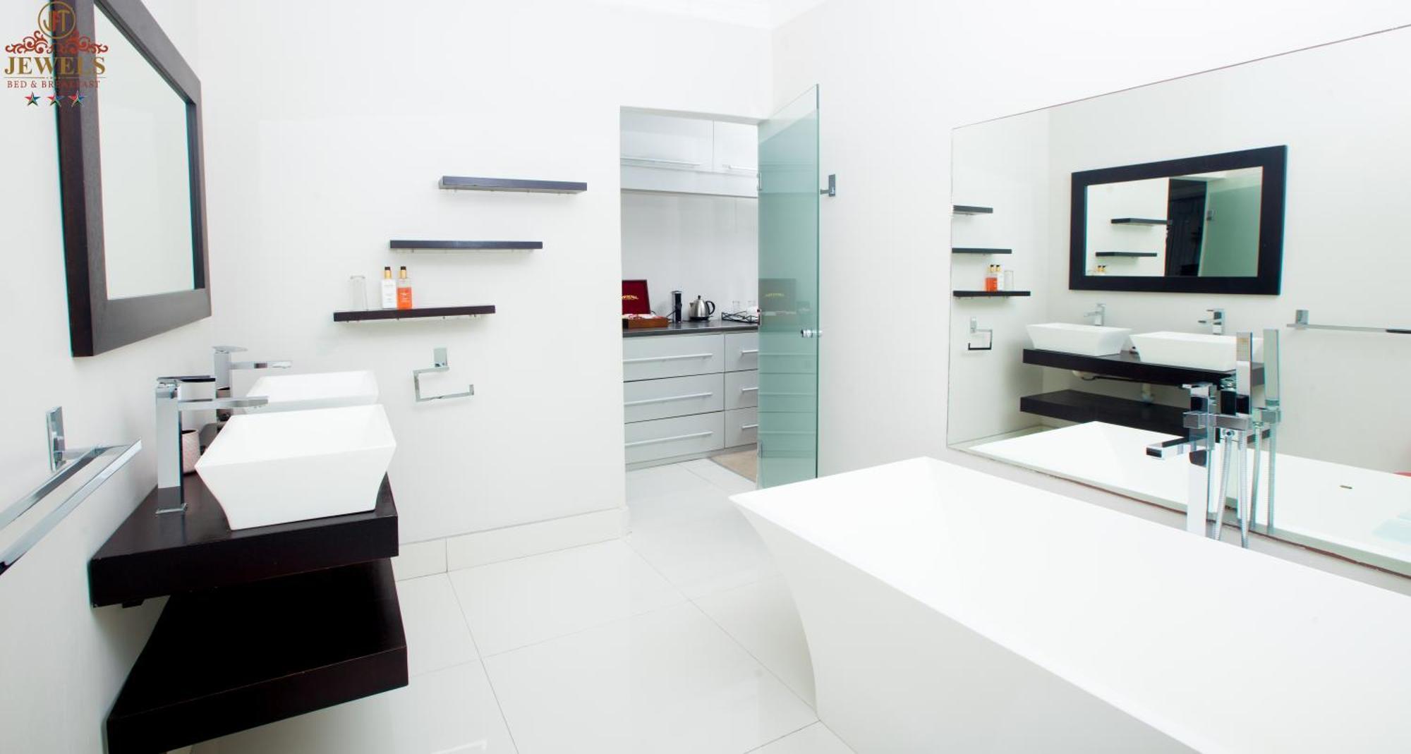 Jft Jewels Guest House East London Buitenkant foto