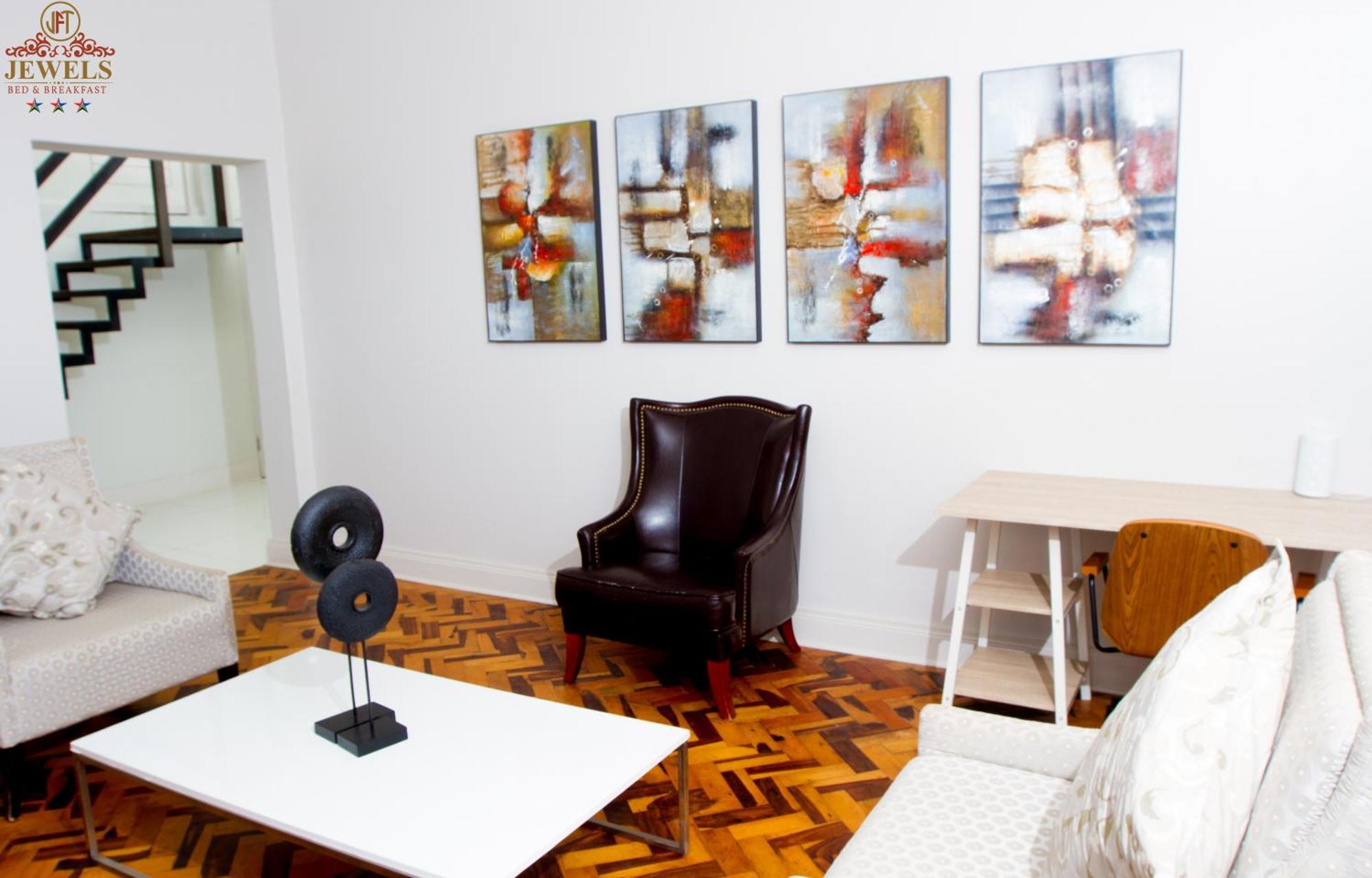 Jft Jewels Guest House East London Buitenkant foto